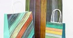 Подарочные пакеты люкс и пакеты из крафт бумаги.